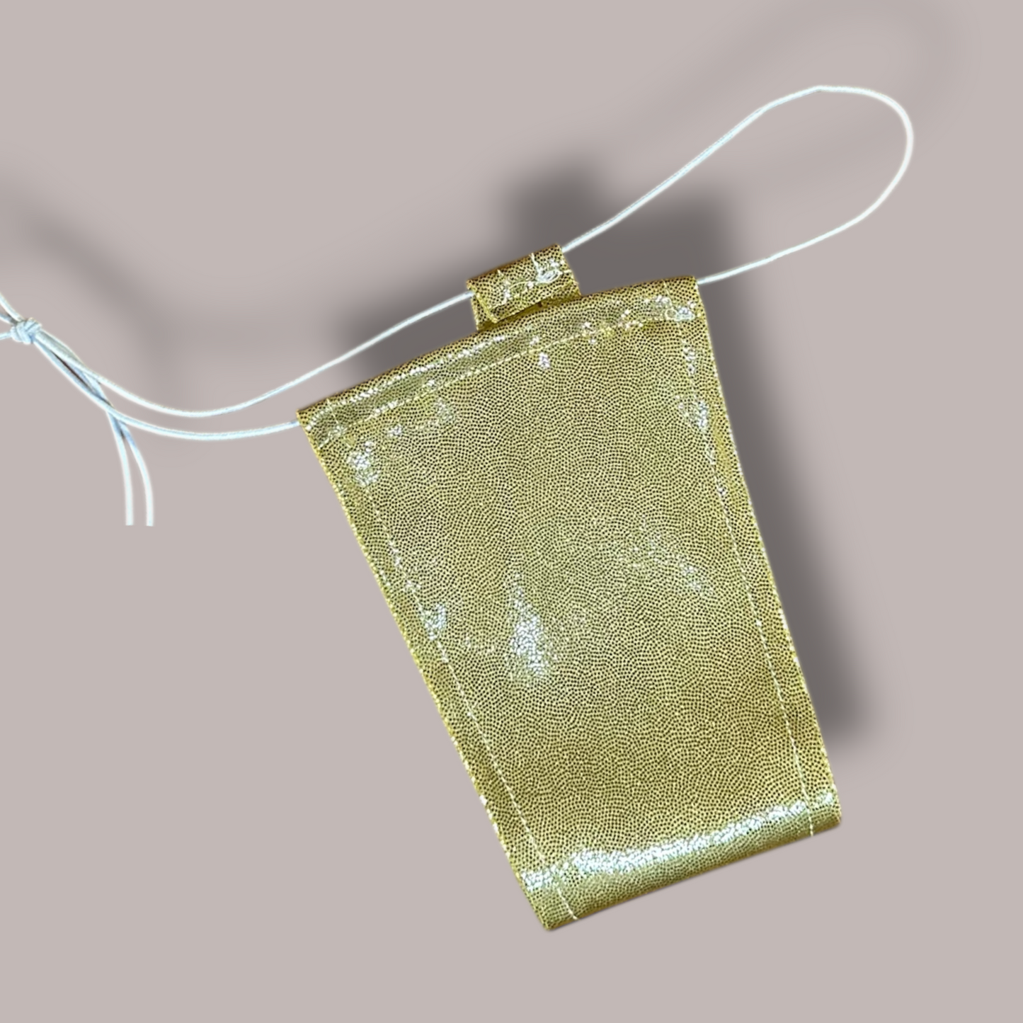 The Nova Microkini, Gold