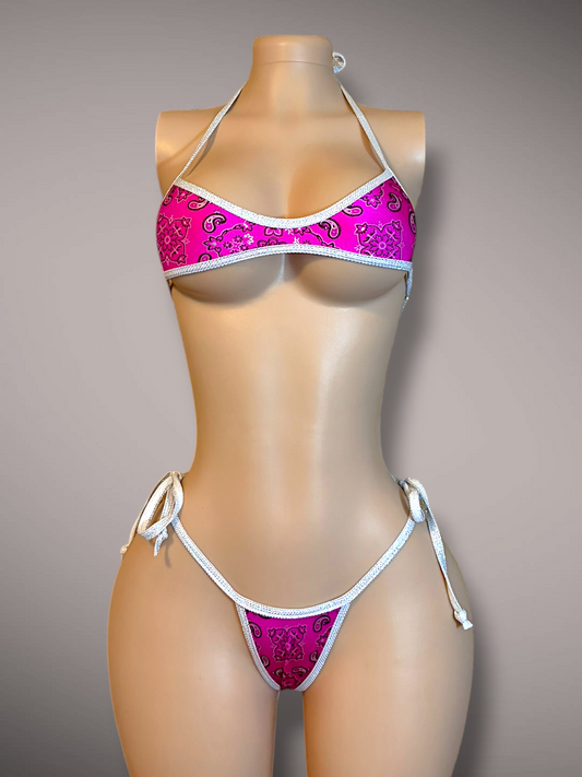 The Jade, Hot Pink Paisley