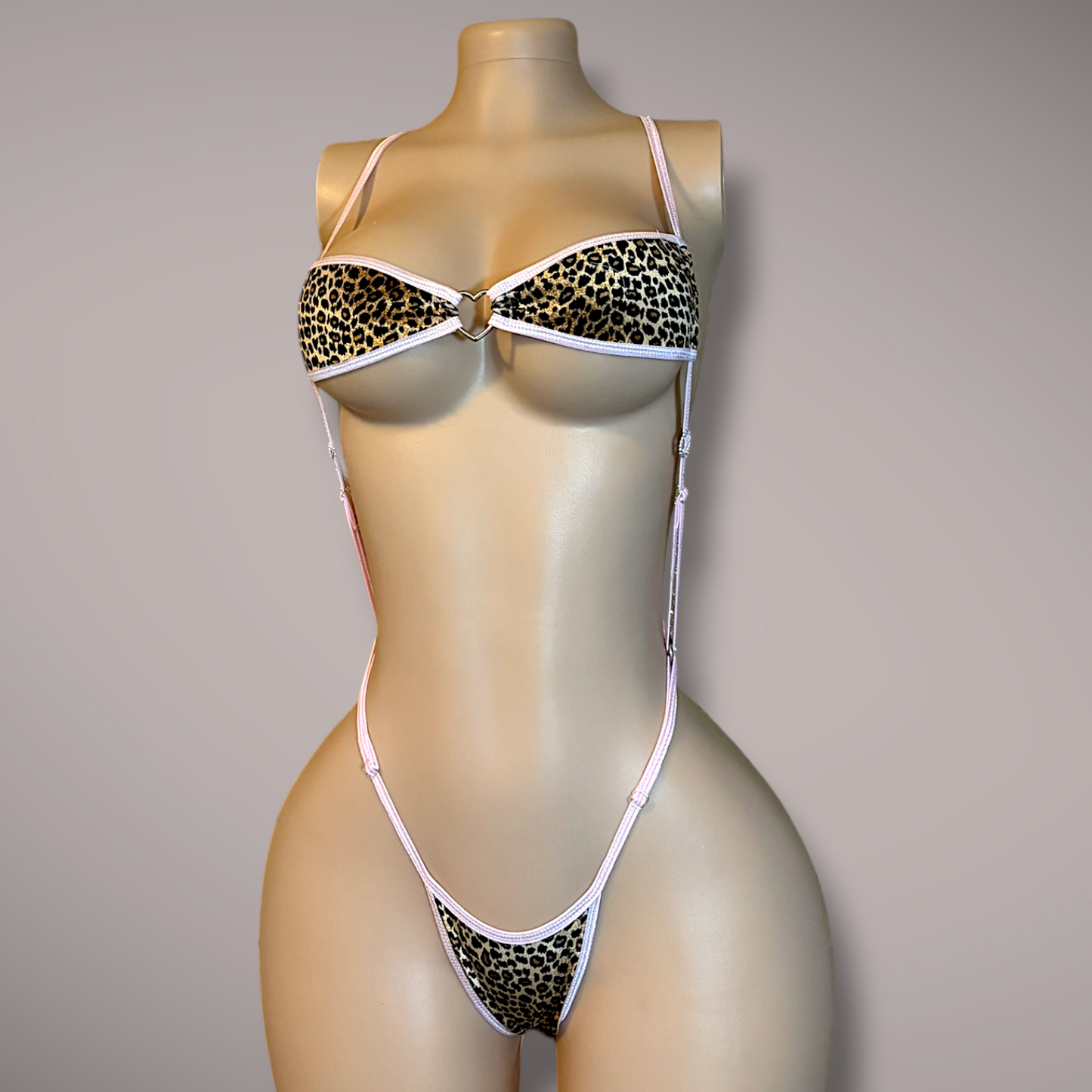 Mantis Slingshot One Piece, Velvet Cheetah & Light Pink