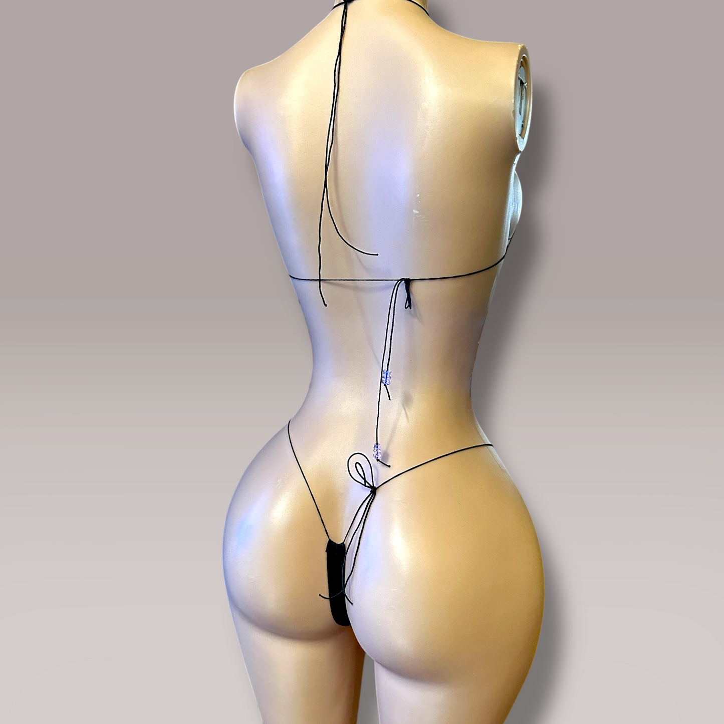 The Nova Microkini, Black