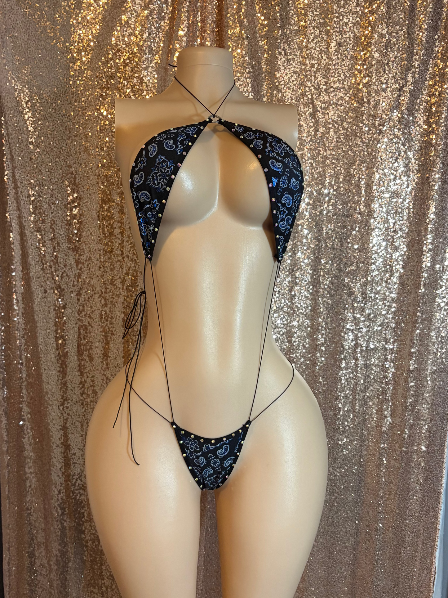Black Paisley Madelyn